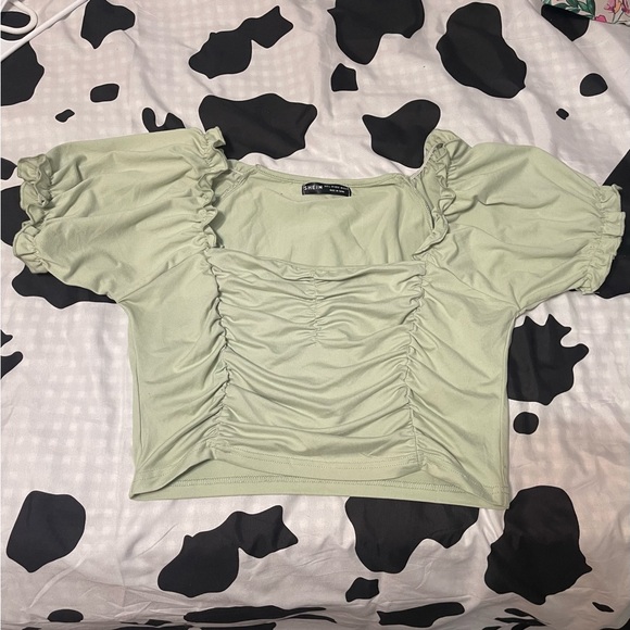 A green scruched up top ! - Picture 1 of 2